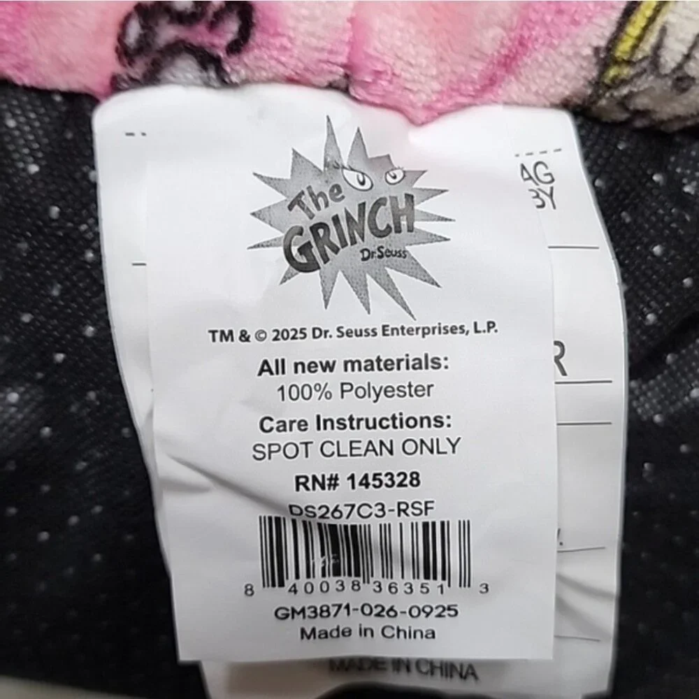 The Grinch Dr. Seuss Cozy Christmas Pet Cat Dog Bed NWT Pink Multicolored 2025
